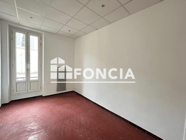 Location Appartement 3 pièces 54.01 m² - 131 RUE DU CAMAS Marseille 13005