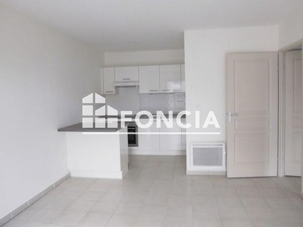 Location Appartement 2 pièces 48 m² - 68 RUE VICTOR HUGO Beziers 34500