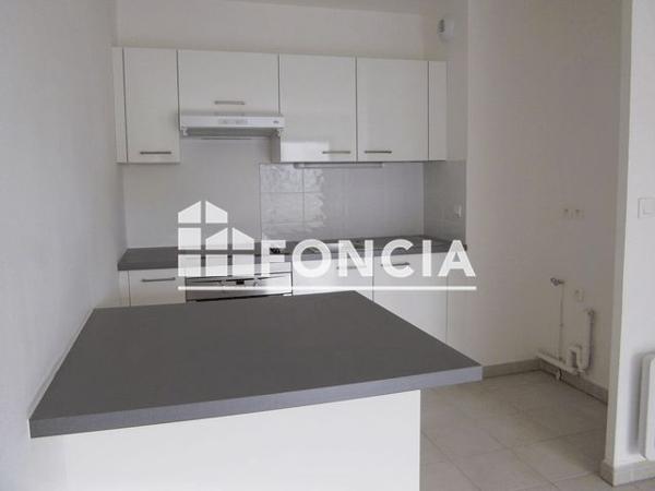 Location Appartement 2 pièces 48 m² - 68 RUE VICTOR HUGO Beziers 34500