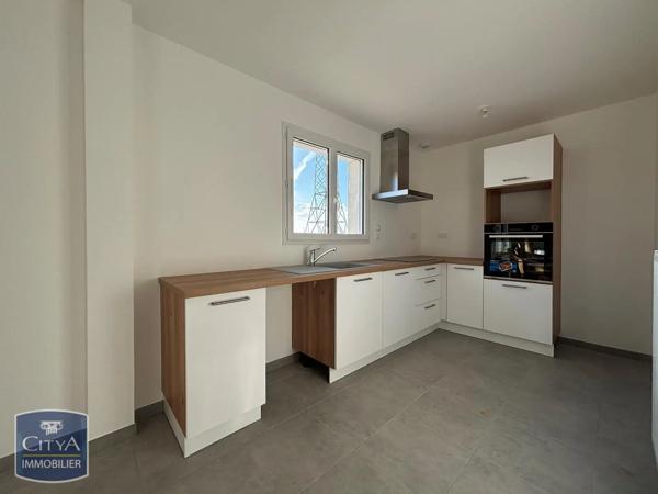 Maison à louer 4 pièces 84.87m² Courville-sur-Eure (28190)