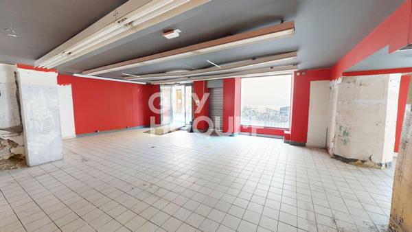 LOCAL COMMERCIAL À VENDRE - CREST (26400)