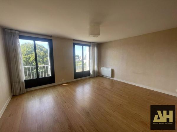 BREST LA CROIX-ROUGE - APPARTEMENT T3 DE 78 m² - GARAGE - ASCENSEUR - BALCON TERRASSE