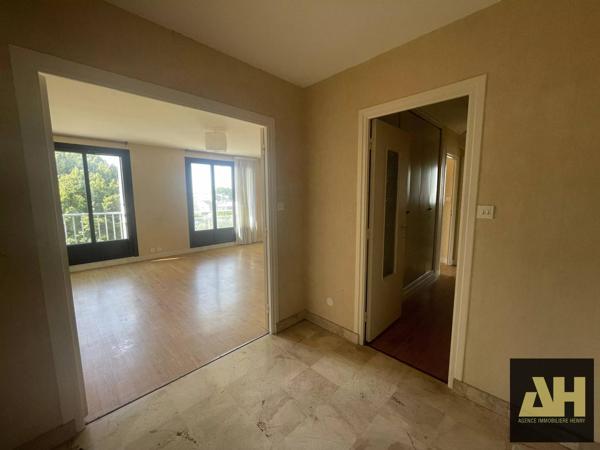 BREST LA CROIX-ROUGE - APPARTEMENT T3 DE 78 m² - GARAGE - ASCENSEUR - BALCON TERRASSE