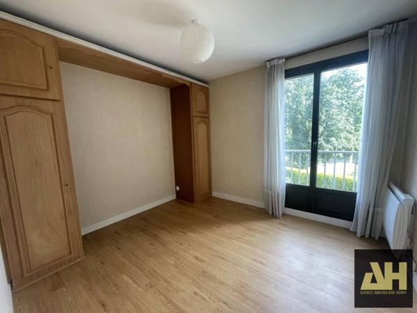BREST LA CROIX-ROUGE - APPARTEMENT T3 DE 78 m² - GARAGE - ASCENSEUR - BALCON TERRASSE