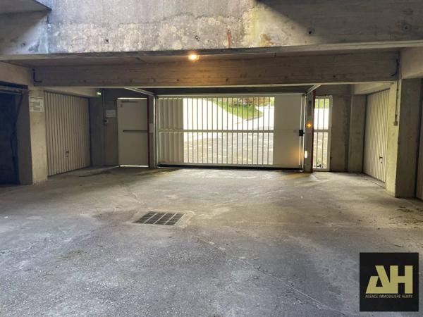 BREST LA CROIX-ROUGE - APPARTEMENT T3 DE 78 m² - GARAGE - ASCENSEUR - BALCON TERRASSE