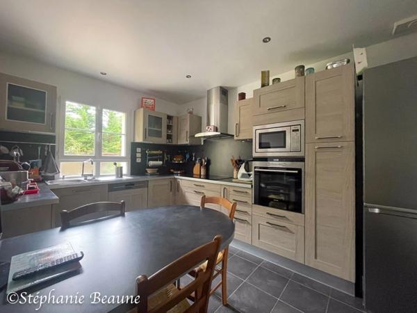 Eaubonne, maison récente avec chambre au rez-de-chaussée, proche gare et écoles