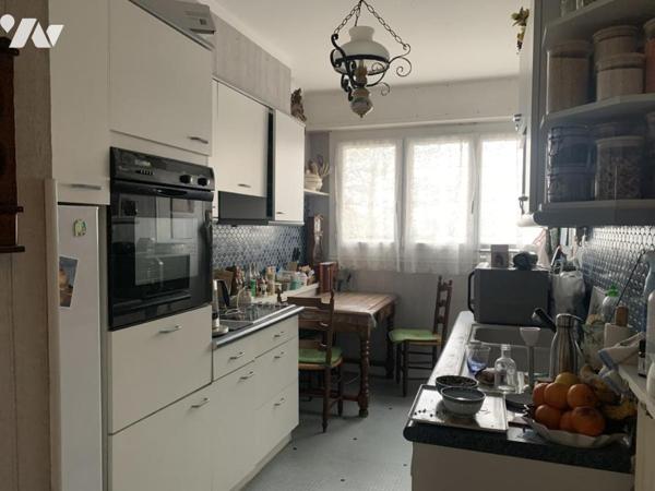 A VENDRE - APPARTEMENT - 5 PIECES - NANTES - BD DES ANGLAIS-RD POINT DE VANNES