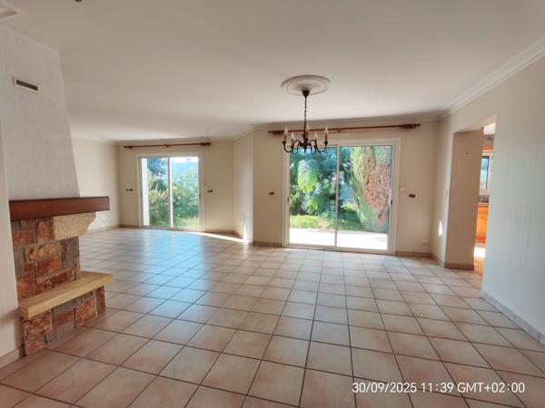 Maison de plain-pied 145 m²