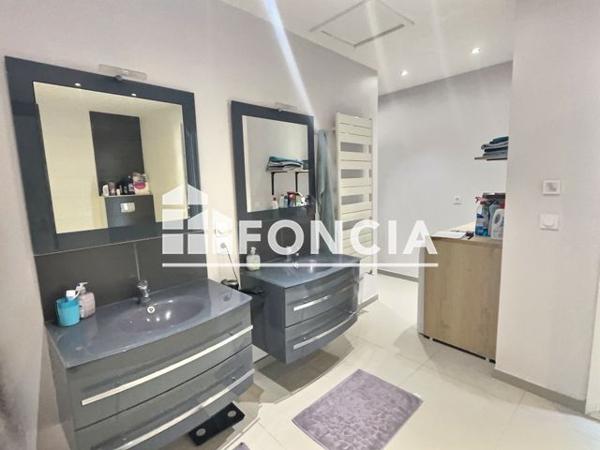 À vendre Maison 5 pièces 170 m² - Vienne 38200