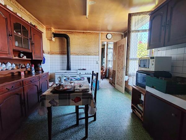 Vente                                                      Maison
                        
                     4 pièces                      80 m2                     à Crépy-en-Valois