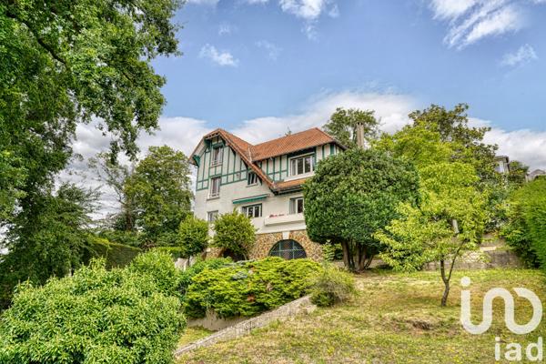 Maison à vendre 8 pièces 223 m² Sannois