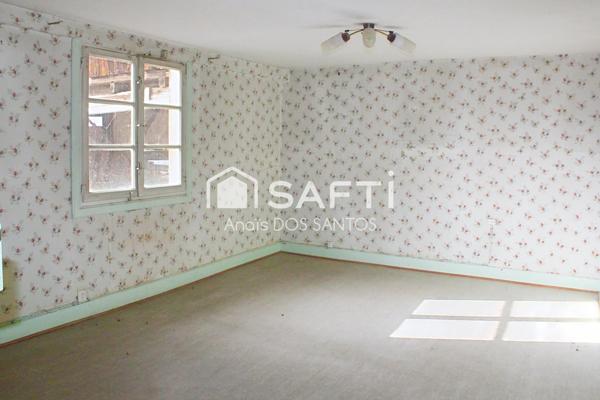 Maison à réhabiliter avec dépendance sur un terrain de 10 ares 34 !