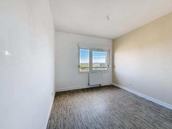 APPARTEMENT T3 REIMS COMÉDIE