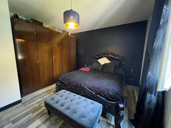 MAISON PLAIN PIED PROCHE MER AVEC GRAND TERRAIN