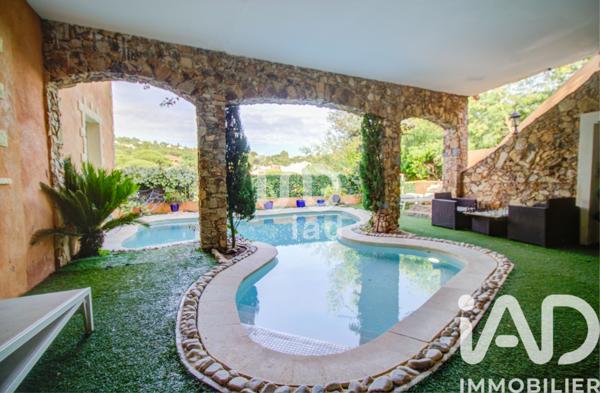 Maison à vendre 10 pièces 238 m² Sainte-Maxime