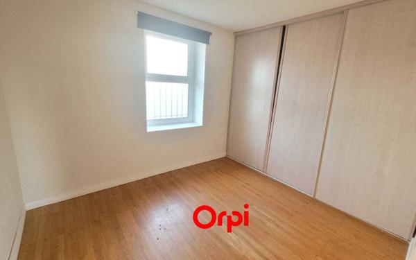 Maison à vendre    8 pièces •  La Côte-Saint-André