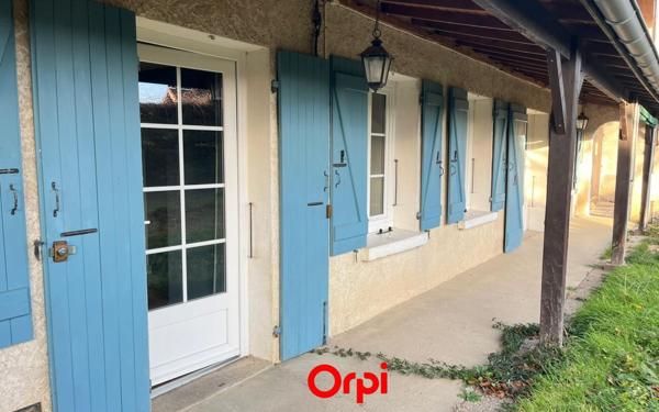 Maison à vendre    8 pièces •  La Côte-Saint-André