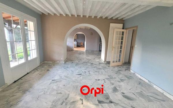 Maison à vendre    8 pièces •  La Côte-Saint-André