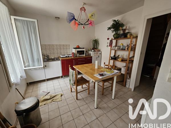 Immeuble à vendre 208 m² Longueville