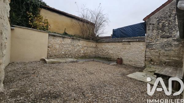 Immeuble à vendre 208 m² Longueville