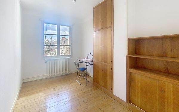 Maison à vendre    4 pièces • 90,25 m2 Sceaux