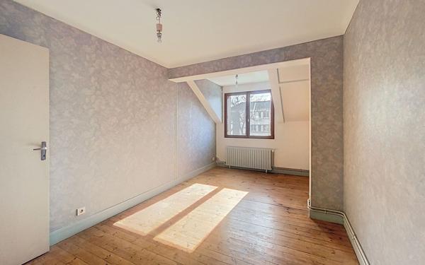 Maison à vendre    4 pièces • 90,25 m2 Sceaux