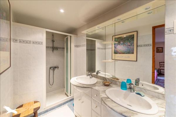 Maison à vendre |  Le Passage |  5 pièces | 159 m²