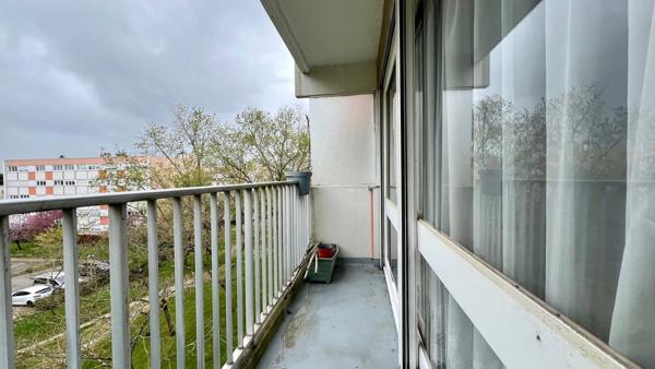 Appartement 4 pièces – 74 m² environ à Saint-Herblain (ref : 1782T)