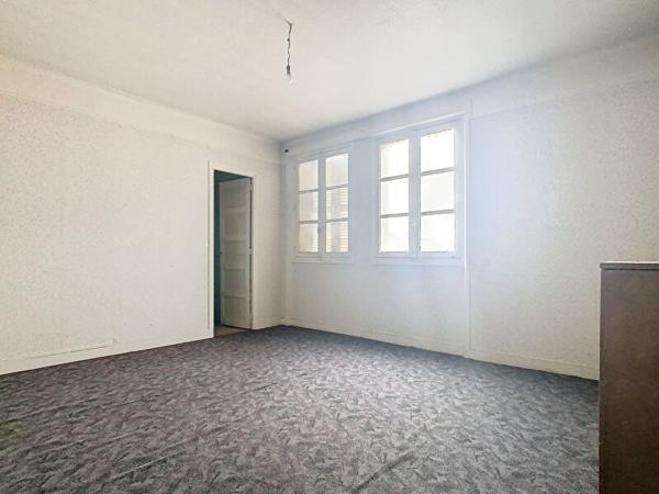 Achat immeuble près de VITRY LE FRANCOIS - 4 pièce(s) - 226 m² - 161 300 €