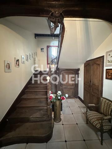 Maison 10 pièce(s) 200 m2