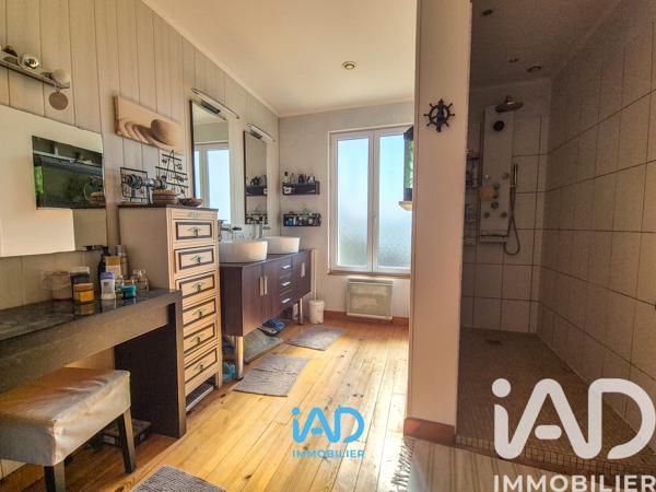 Maison à vendre 10 pièces 300 m² Bennecourt