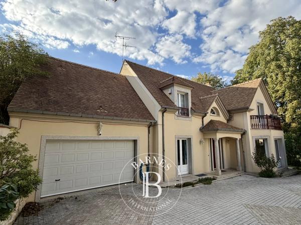 Limours, Maison 6 Chambres -  243 m² à vendre
