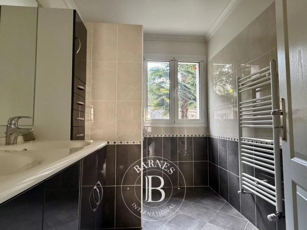 Limours, Maison 6 Chambres -  243 m² à vendre
