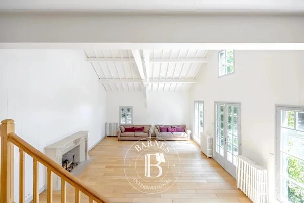 Garches, Maison 4 Chambres -  237 m² à vendre