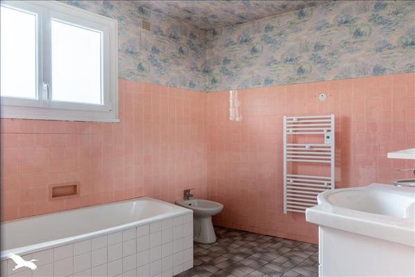 Maison à vendre |  Meuzac |  4 pièces | 95 m²