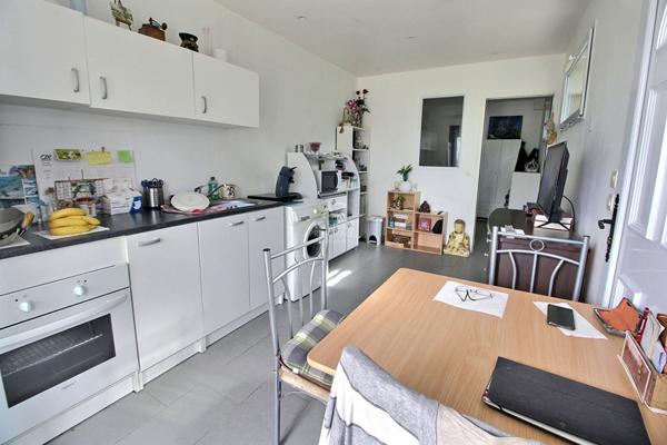 Appartement Rez-de-chaussée Triel Sur Seine 2 pièce(s) 25 m2 125 000 € ** - Référence 800