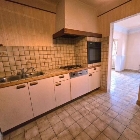 BEAUJOIRE/PARIDIS : maison en impasse privée à rénover