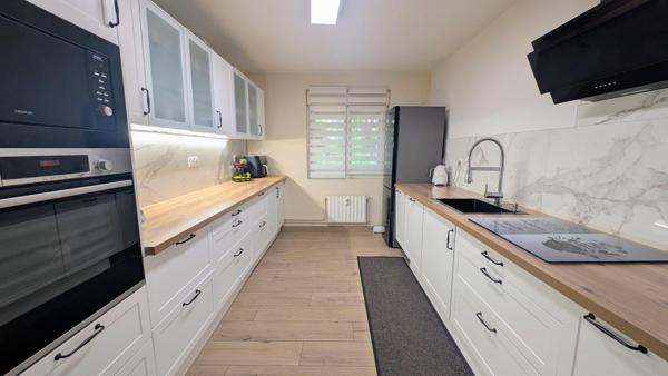 Appartement à ROUBAIX, 59100 - 5 pièces 119m²