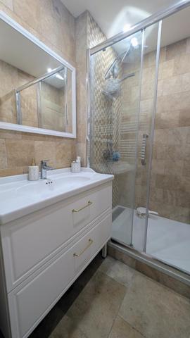 Appartement à ROUBAIX, 59100 - 5 pièces 119m²