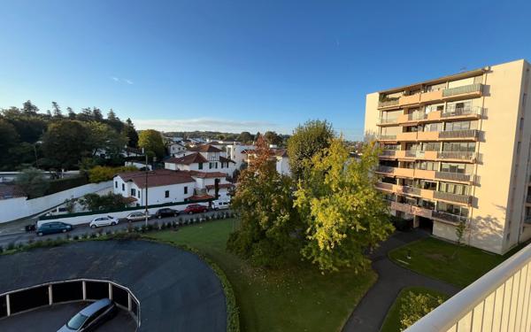 Appartement à vendre    4 pièces • 81 m2 Anglet