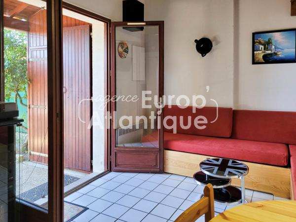 Maison mitoyenne d'angle T2 bis - 37.47m² - Résidence piscine et gardien - LA PALMYRE