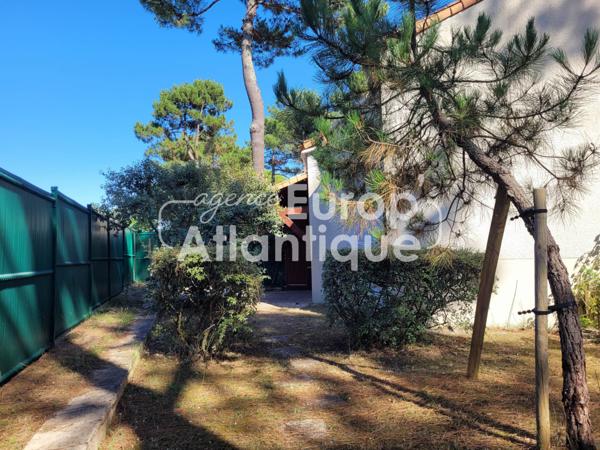 Maison mitoyenne d'angle T2 bis - 37.47m² - Résidence piscine et gardien - LA PALMYRE