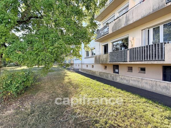 À vendre appartement T3 71 m² à vendre à Pontivy – 2 chambres, balcon, cave et parking
