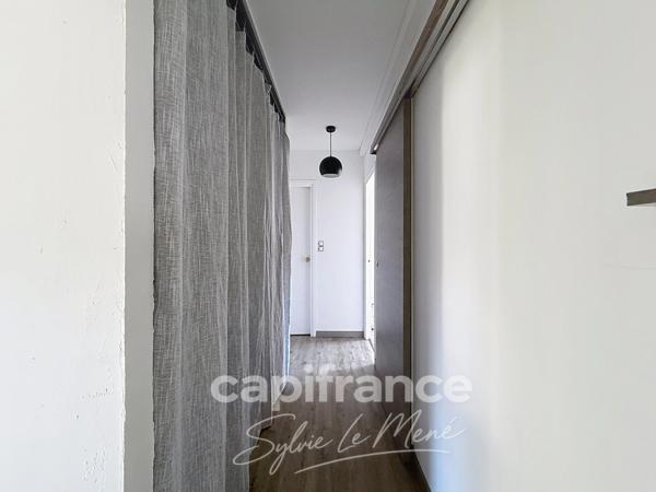À vendre appartement T3 71 m² à vendre à Pontivy – 2 chambres, balcon, cave et parking