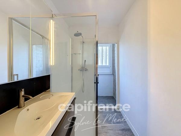 À vendre appartement T3 71 m² à vendre à Pontivy – 2 chambres, balcon, cave et parking