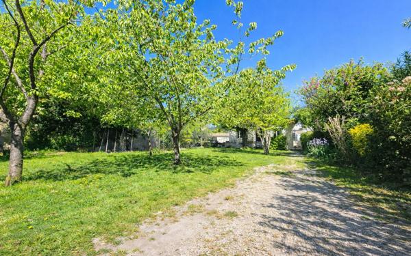 Maison à vendre    3 pièces •  Monteux