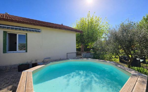Maison à vendre    3 pièces •  Monteux