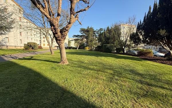 Appartement à vendre    4 pièces • 68,48 m2 Le Plessis-Trévise