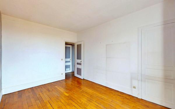 Appartement à vendre    2 pièces • 38,01 m2 Montrouge