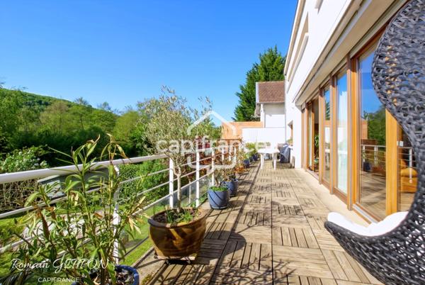 Maison d’architecte 7 pièces 220m2 - vue et accès Moselle via ponton privatif - LIVERDUN (54)